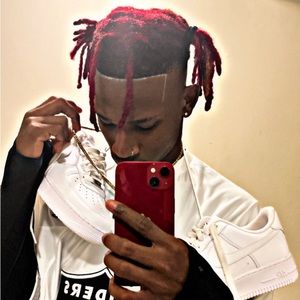 Meet your Posher, Monty